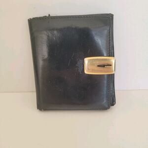 GUCCI Logo Patent Leather Card Bill Wallet Bifold Black Clasp Small Compact